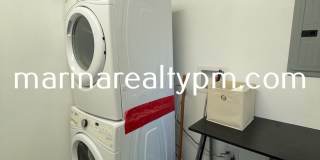 114 Carolina St #B Gallery 17