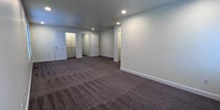 Updated 5BR 3bath house with off street parking! Gallery 30