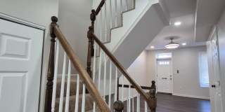 2015 E FAIRMOUNT Avenue Gallery 7