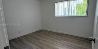 7251 SW 82nd St Gallery 7