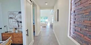 Bold Contemporary Sarasota Luxury Home. 4 Beds/ 4 Baths. Private Pool and Summer Grill. Gallery 8