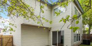 2 Story 4 BD | 2.5 BA Available in July near Medical Center! Gallery 25