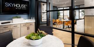 SkyHouse River Oaks Apartments Gallery 16