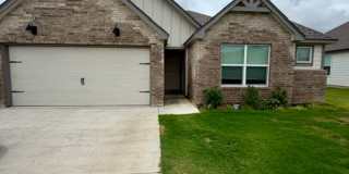 Cute 3 Bedroom 2 Bath - Midway ISD Gallery 1