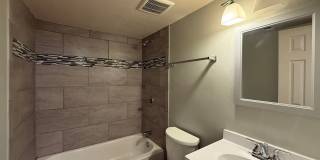2422 W Savannah - 3 Bedroom, 2 Bathroom Townhome Gallery 36