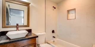 Stunning 4-bedroom, 3-bathroom House Gallery 7