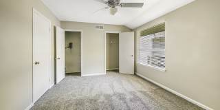 Pine Ridge Apartments Gallery 18