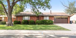 Charming 3 Bedroom Loveland Home | Yard Care Included Gallery 1