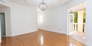 147 S Interlachen Ave Gallery 10