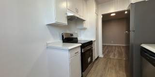 Tarzana Five Apartments Gallery 60