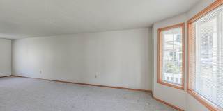 Quiet area near 162nd, Southern exposure, A/C, FP-4BR Gallery 27