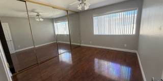 5266 Lindley Avenue Gallery 3