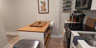 Fully Furnished One Bedroom W/Private Balcony & Views of the Capital Gallery 8