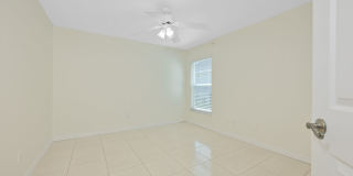3/2 Beautiful Meadow Pointe Home Gallery 25
