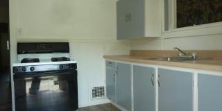 120 W Sixth Street, lower 120 W Sixth Street, lower Gallery 11