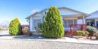 Partially Furnished 2 bedroom 2 bath condo Gallery 3