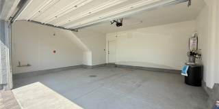 1513 Bat Hawk Street Gallery 31