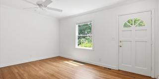 1464 Hawthorne Avenue NW Gallery 9