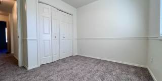 3 bedroom 2 bath In The Heart of Eagle Gallery 9
