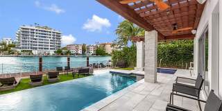 9380 Bay Drive Gallery 1