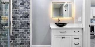 8907 N BOULEVARD Gallery 10