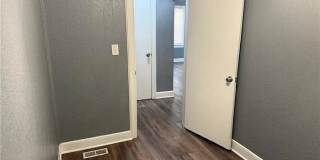 4245 The Paseo Gallery 11