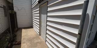 523 E Harrison Gallery 3