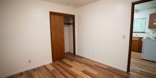Remodeled 2-Bedroom Apartment for Rent Gallery 10