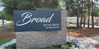 Broad on the Green Gallery 16