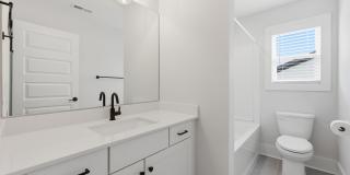 2957 Ross Avenue Gallery 25