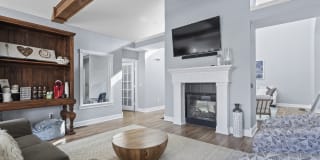 WildOak Apartment Homes Gallery 12