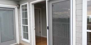 2 Bedroom 2 bath Condo Gallery 9