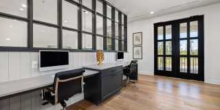 Element Barclay Station Gallery 37