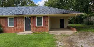 Nice 2 BR/1 Bath Duplex - Covered Parking & Large Backyard Nice 2 BR/1 Bath Duplex - Covered Parking & Large Backyard Gallery 1