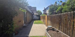 909 E Browning Ave - C Gallery 16