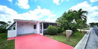 1040 NW 73rd Ter Gallery 40