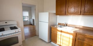 5202-5210 S. Cornell Avenue Gallery 11