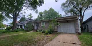 Two Bd - One Ba  close to Clark Park Gallery 3