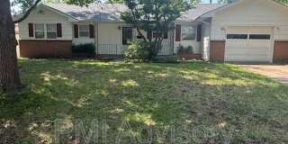 1643 SW Knollwood Dr Gallery 1