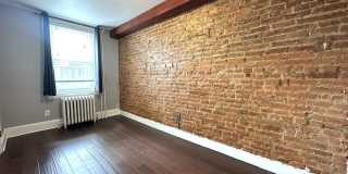 Stunning 4-Bedroom Townhome in the Heart of Fishtown! Available NOW! Gallery 23