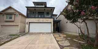 Spacious 3 Bedroom/2.5 Bath Home Gallery 1