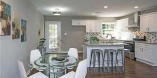 Beautifully renovated 3/2 home in Belvedere Park Gallery 5
