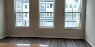 7715 HARLOW Circle Gallery 3