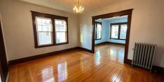 371-373 Oakland Street Gallery 13