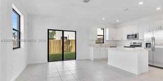 13033 SW 233rd Ter Gallery 7