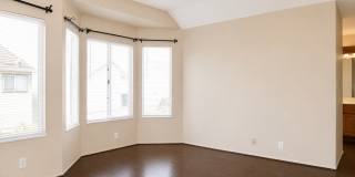 Amazing Spacious Home in Fremont w/Bonus Loft - Ardenwood! Gallery 18