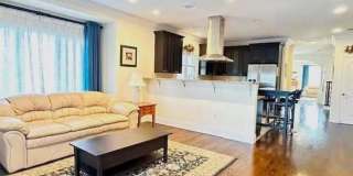 229 E Columbia B Gallery 4