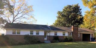 98 Montclair Circle in Oxford !!! Gallery 1