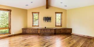 Long term lease in the heart of Park City! Available Mid October 2026 Gallery 12