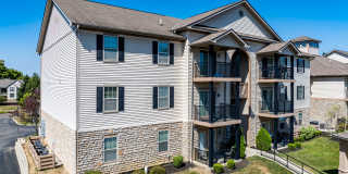 Four Pointe Gallery 6